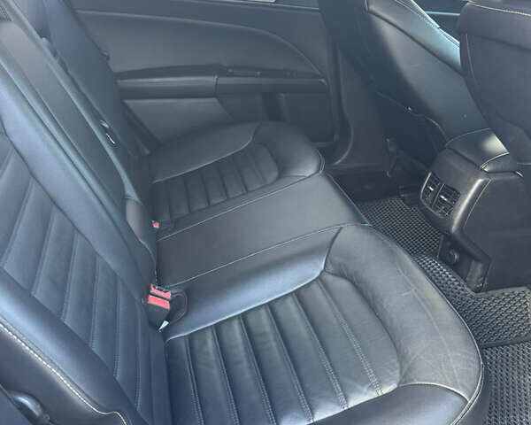 Сірий Форд Фьюжен, об'ємом двигуна 2 л та пробігом 200 тис. км за 10300 $, фото 8 на Automoto.ua