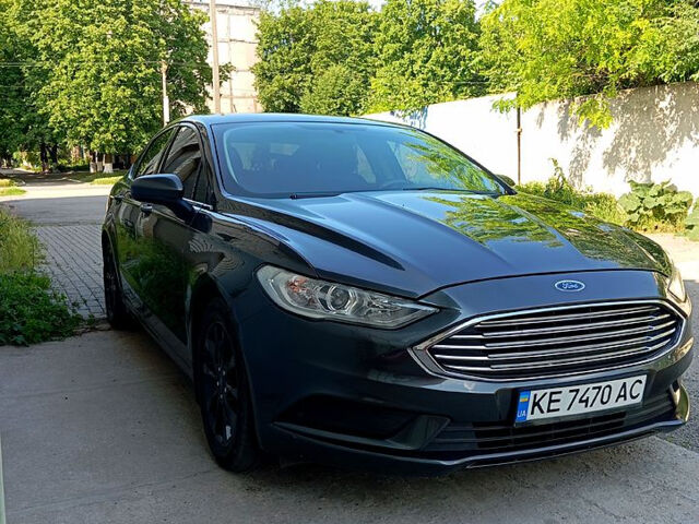 Серый Форд Фьюжн, объемом двигателя 2.5 л и пробегом 231 тыс. км за 10800 $, фото 1 на Automoto.ua