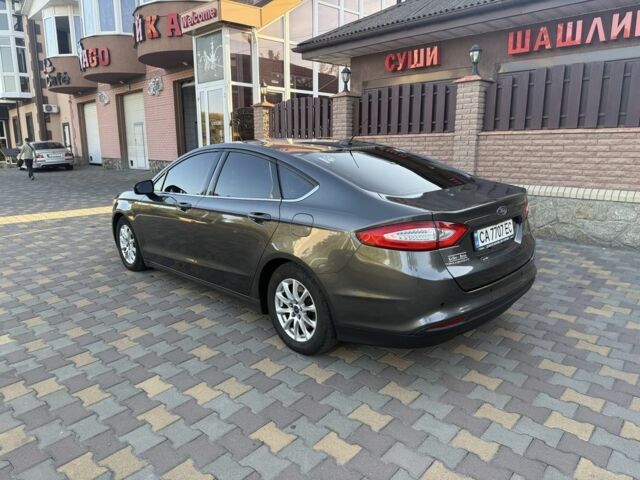 Сірий Форд Фьюжен, об'ємом двигуна 2.5 л та пробігом 233 тис. км за 10300 $, фото 4 на Automoto.ua