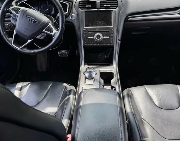 Серый Форд Фьюжн, объемом двигателя 2 л и пробегом 149 тыс. км за 11900 $, фото 12 на Automoto.ua