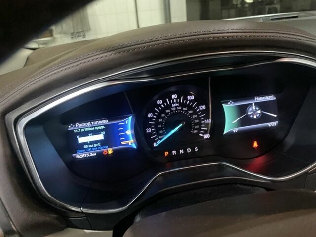 Серый Форд Фьюжн, объемом двигателя 2 л и пробегом 250 тыс. км за 11500 $, фото 4 на Automoto.ua