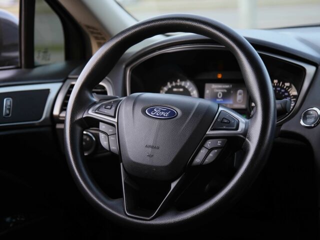 Серый Форд Фьюжн, объемом двигателя 2.5 л и пробегом 168 тыс. км за 10700 $, фото 8 на Automoto.ua