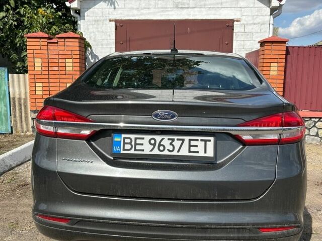 Сірий Форд Фьюжен, об'ємом двигуна 2.5 л та пробігом 172 тис. км за 10200 $, фото 1 на Automoto.ua
