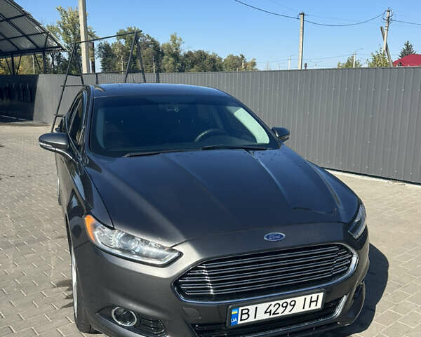 Серый Форд Фьюжн, объемом двигателя 2.5 л и пробегом 210 тыс. км за 11000 $, фото 16 на Automoto.ua