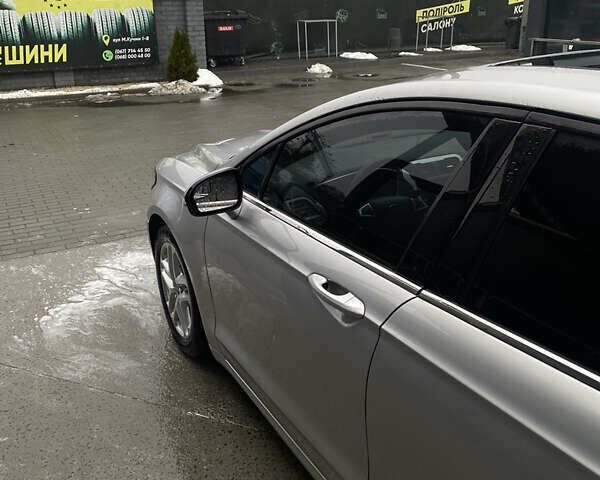 Серый Форд Фьюжн, объемом двигателя 2.5 л и пробегом 157 тыс. км за 10000 $, фото 12 на Automoto.ua