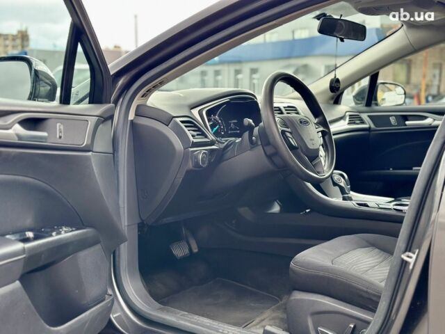 Форд Фьюжн 2016 в Киеве на Automoto.ua Серый Форд Фьюжн, объемом двигателя 0 л и пробегом 125 тыс. км за 11300 $, фото 8 на Automoto.ua