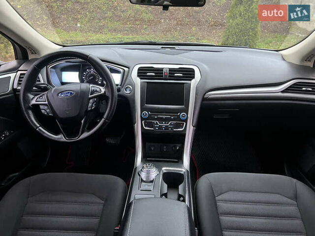 Серый Форд Фьюжн, объемом двигателя 2.49 л и пробегом 244 тыс. км за 8999 $, фото 14 на Automoto.ua