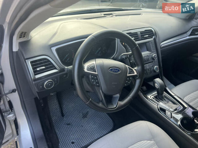 Сірий Форд Фьюжен, об'ємом двигуна 2.49 л та пробігом 142 тис. км за 9400 $, фото 29 на Automoto.ua