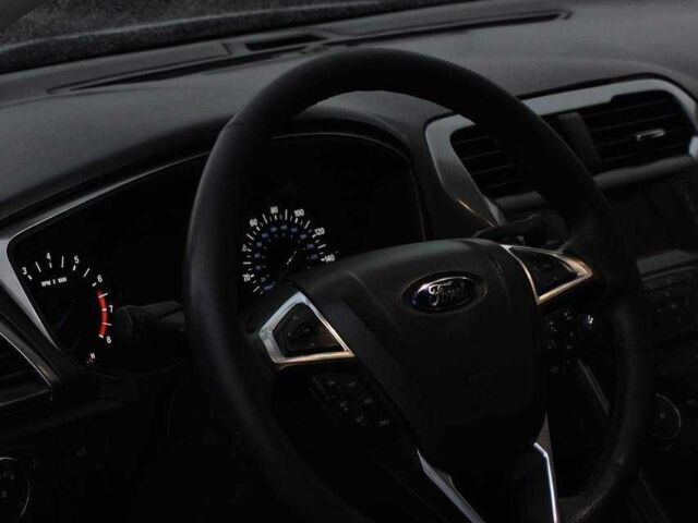 Сірий Форд Фьюжен, об'ємом двигуна 2 л та пробігом 200 тис. км за 10299 $, фото 13 на Automoto.ua