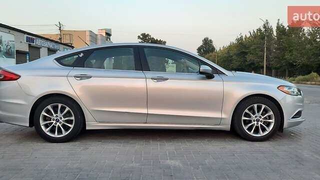 Серый Форд Фьюжн, объемом двигателя 2.5 л и пробегом 134 тыс. км за 15700 $, фото 4 на Automoto.ua