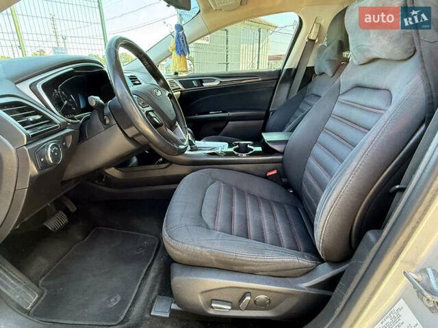 Серый Форд Фьюжн, объемом двигателя 2 л и пробегом 212 тыс. км за 12790 $, фото 11 на Automoto.ua