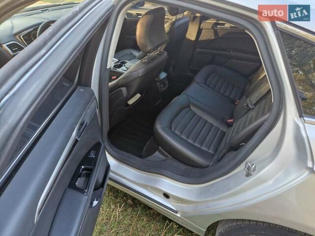 Серый Форд Фьюжн, объемом двигателя 2 л и пробегом 200 тыс. км за 7100 $, фото 6 на Automoto.ua