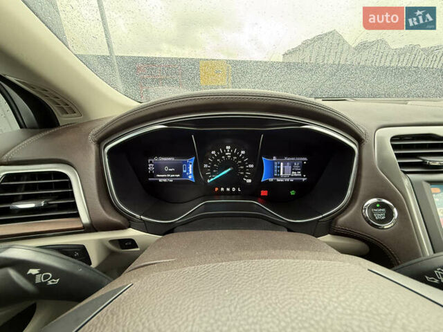 Серый Форд Фьюжн, объемом двигателя 2 л и пробегом 92 тыс. км за 17200 $, фото 13 на Automoto.ua