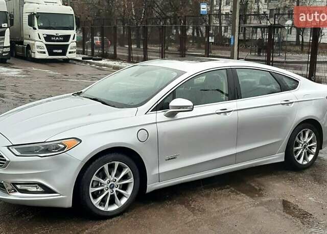 Серый Форд Фьюжн, объемом двигателя 0 л и пробегом 73 тыс. км за 15700 $, фото 3 на Automoto.ua
