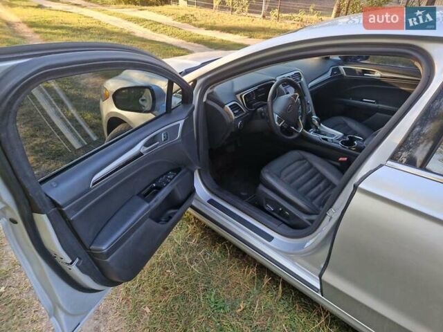 Серый Форд Фьюжн, объемом двигателя 2 л и пробегом 200 тыс. км за 7100 $, фото 7 на Automoto.ua