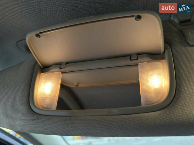 Серый Форд Фьюжн, объемом двигателя 1.5 л и пробегом 237 тыс. км за 10500 $, фото 25 на Automoto.ua