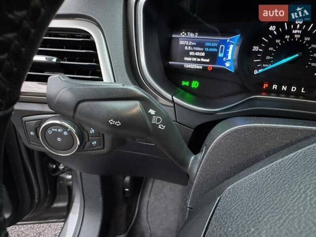 Серый Форд Фьюжн, объемом двигателя 2 л и пробегом 134 тыс. км за 17790 $, фото 17 на Automoto.ua