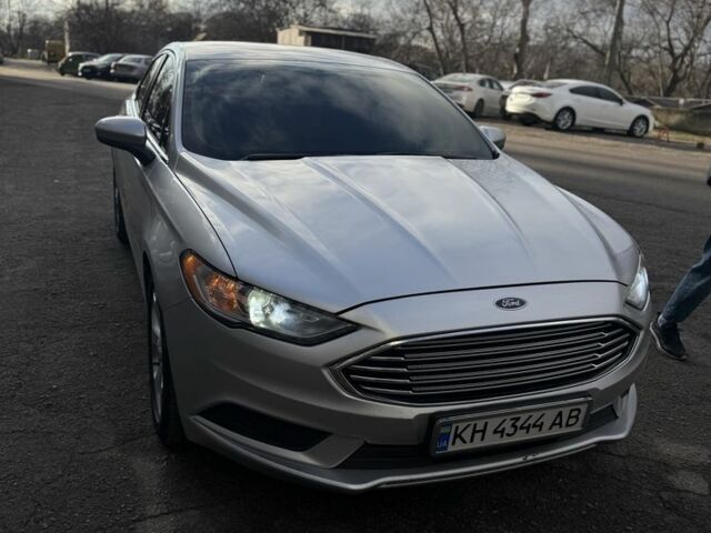 Серый Форд Фьюжн, объемом двигателя 2.5 л и пробегом 105 тыс. км за 11000 $, фото 6 на Automoto.ua