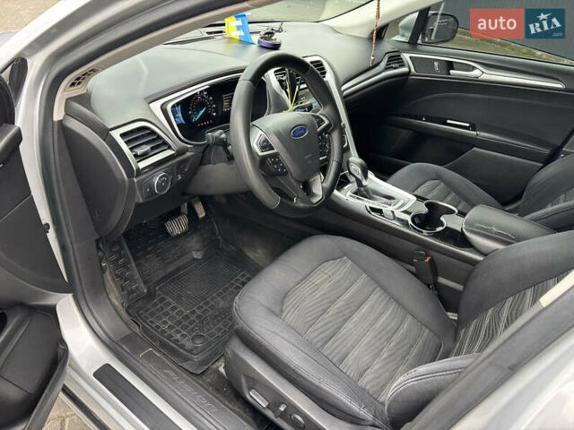 Серый Форд Фьюжн, объемом двигателя 2.49 л и пробегом 210 тыс. км за 10700 $, фото 14 на Automoto.ua