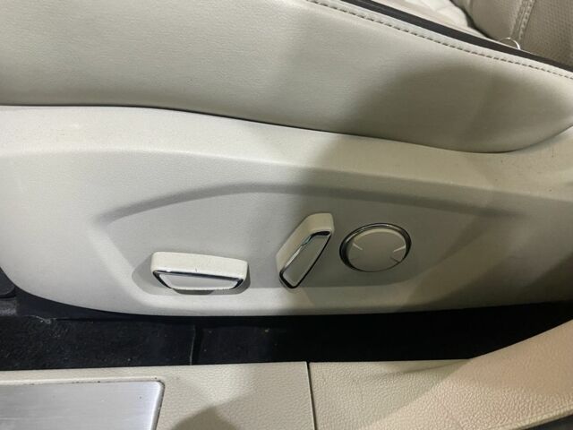 Серый Форд Фьюжн, объемом двигателя 2 л и пробегом 250 тыс. км за 11500 $, фото 3 на Automoto.ua