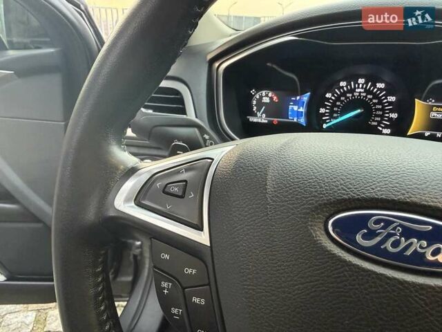 Сірий Форд Фьюжен, об'ємом двигуна 2 л та пробігом 174 тис. км за 14500 $, фото 78 на Automoto.ua