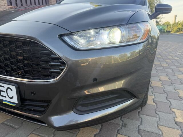 Сірий Форд Фьюжен, об'ємом двигуна 2.5 л та пробігом 233 тис. км за 10300 $, фото 7 на Automoto.ua