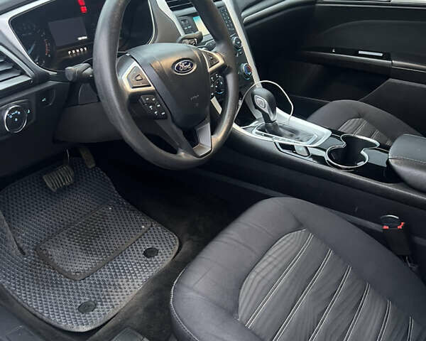 Серый Форд Фьюжн, объемом двигателя 2.49 л и пробегом 158 тыс. км за 9700 $, фото 13 на Automoto.ua