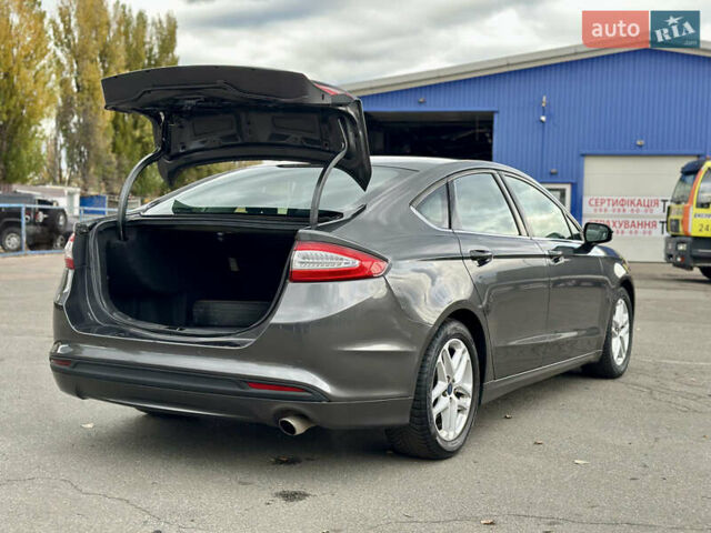 Сірий Форд Фьюжен, об'ємом двигуна 2.49 л та пробігом 125 тис. км за 10800 $, фото 4 на Automoto.ua