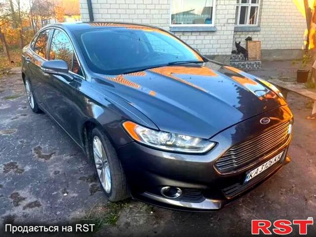 Серый Форд Фьюжн, объемом двигателя 2 л и пробегом 216 тыс. км за 12000 $, фото 1 на Automoto.ua