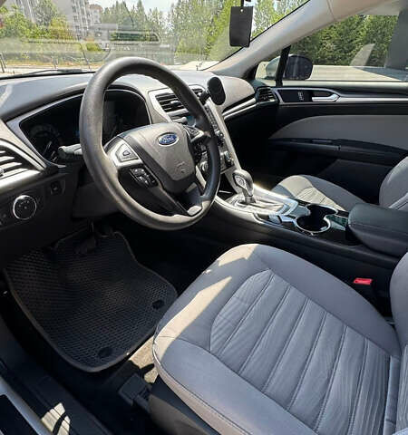 Серый Форд Фьюжн, объемом двигателя 2.49 л и пробегом 246 тыс. км за 8700 $, фото 2 на Automoto.ua