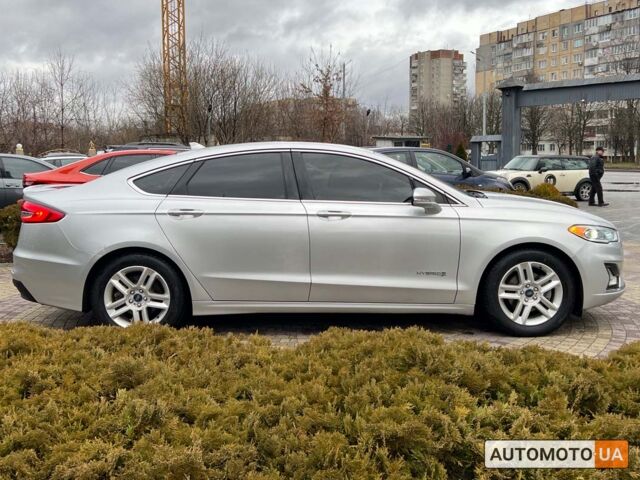 Серый Форд Фьюжн, объемом двигателя 2 л и пробегом 122 тыс. км за 18800 $, фото 7 на Automoto.ua