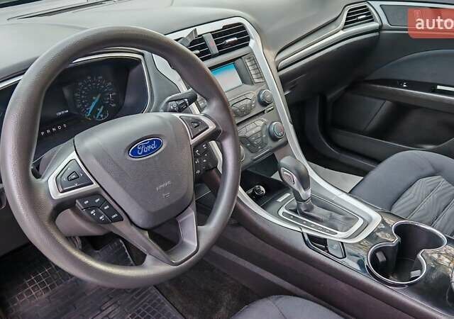 Серый Форд Фьюжн, объемом двигателя 2.49 л и пробегом 139 тыс. км за 9495 $, фото 9 на Automoto.ua