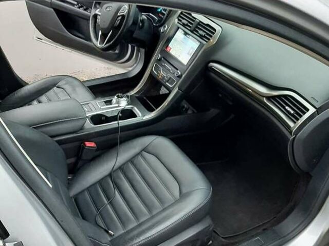 Серый Форд Фьюжн, объемом двигателя 0 л и пробегом 73 тыс. км за 15700 $, фото 13 на Automoto.ua