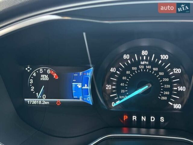 Сірий Форд Фьюжен, об'ємом двигуна 2 л та пробігом 174 тис. км за 14500 $, фото 74 на Automoto.ua