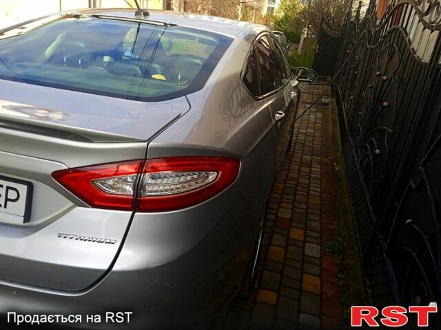 Серый Форд Фьюжн, объемом двигателя 2 л и пробегом 229 тыс. км за 13750 $, фото 5 на Automoto.ua