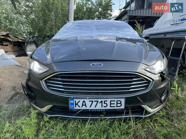 Серый Форд Фьюжн, объемом двигателя 2.49 л и пробегом 150 тыс. км за 5700 $, фото 9 на Automoto.ua