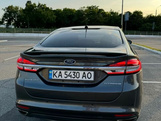 Сірий Форд Фьюжен, об'ємом двигуна 2 л та пробігом 152 тис. км за 10800 $, фото 17 на Automoto.ua