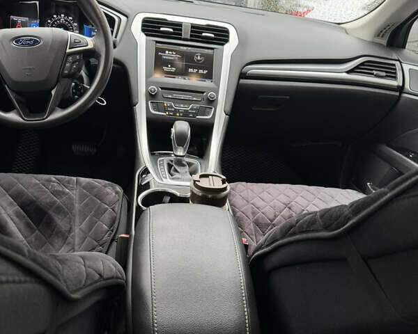 Сірий Форд Фьюжен, об'ємом двигуна 2.49 л та пробігом 112 тис. км за 10900 $, фото 4 на Automoto.ua