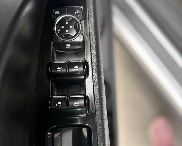 Серый Форд Фьюжн, объемом двигателя 2 л и пробегом 162 тыс. км за 11000 $, фото 20 на Automoto.ua