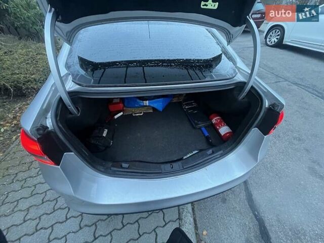 Форд Фьюжн 2016 в Ужгороде на Automoto.ua Серый Форд Фьюжн, объемом двигателя 2.5 л и пробегом 105 тыс. км за 12541 $, фото 4 на Automoto.ua