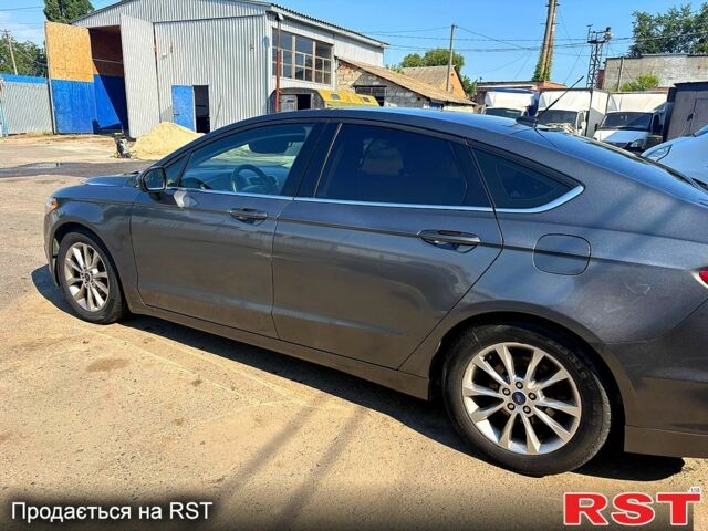 Серый Форд Фьюжн, объемом двигателя 2.5 л и пробегом 100 тыс. км за 12500 $, фото 2 на Automoto.ua