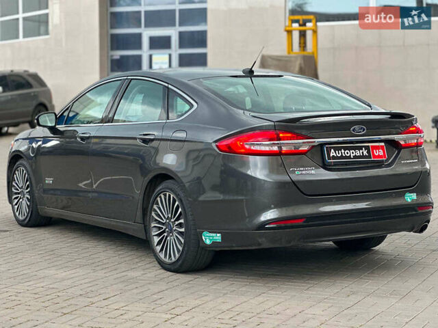 Серый Форд Фьюжн, объемом двигателя 2 л и пробегом 148 тыс. км за 15990 $, фото 6 на Automoto.ua