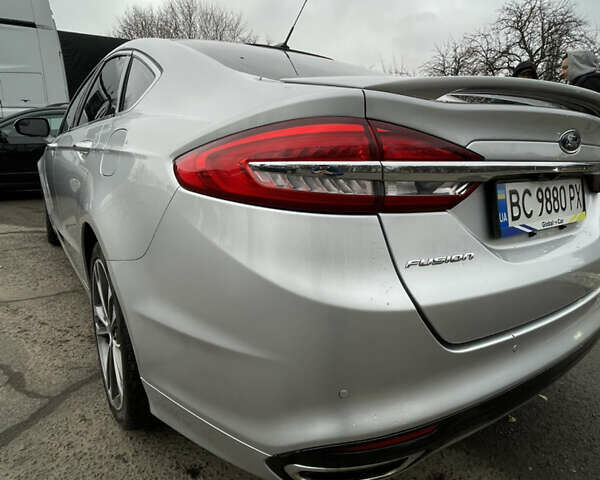 Сірий Форд Фьюжен, об'ємом двигуна 2 л та пробігом 190 тис. км за 12999 $, фото 3 на Automoto.ua