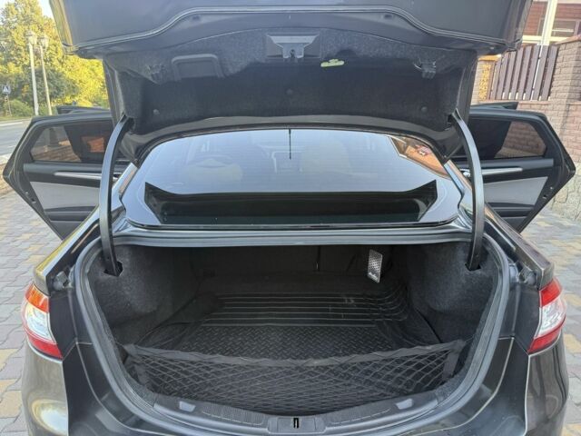 Сірий Форд Фьюжен, об'ємом двигуна 2.5 л та пробігом 233 тис. км за 10300 $, фото 17 на Automoto.ua