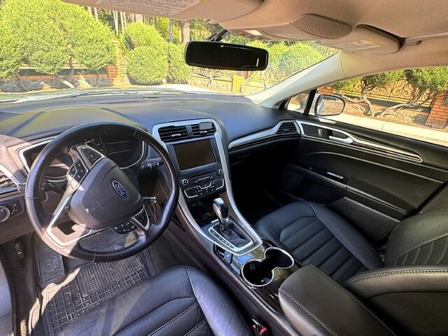 Серый Форд Фьюжн, объемом двигателя 2 л и пробегом 160 тыс. км за 11000 $, фото 7 на Automoto.ua