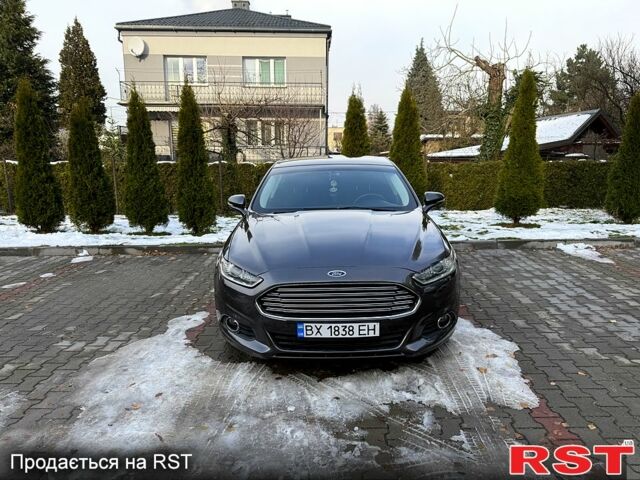 Сірий Форд Фьюжен, об'ємом двигуна 2.5 л та пробігом 104 тис. км за 10000 $, фото 2 на Automoto.ua