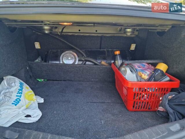 Серый Форд Фьюжн, объемом двигателя 2.5 л и пробегом 132 тыс. км за 12000 $, фото 21 на Automoto.ua