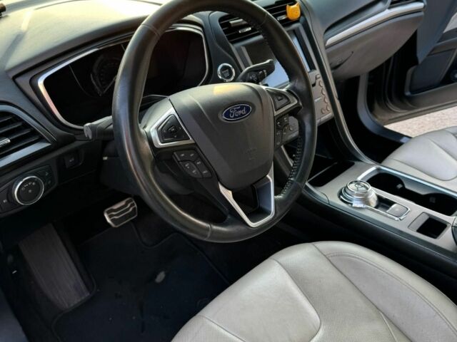 Сірий Форд Фьюжен, об'ємом двигуна 2 л та пробігом 152 тис. км за 10800 $, фото 19 на Automoto.ua