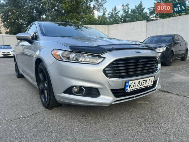 Сірий Форд Фьюжен, об'ємом двигуна 2.49 л та пробігом 142 тис. км за 9400 $, фото 2 на Automoto.ua