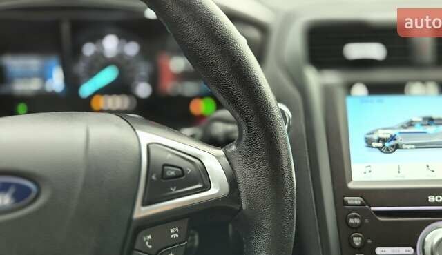 Форд Фьюжн 2016 в Полтаве на Automoto.ua Серый Форд Фьюжн, объемом двигателя 2 л и пробегом 220 тыс. км за 13500 $, фото 35 на Automoto.ua
